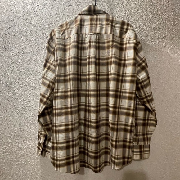 Cabela's Plaid Casual Button Sown Shirt#108 - Picture 2 of 8